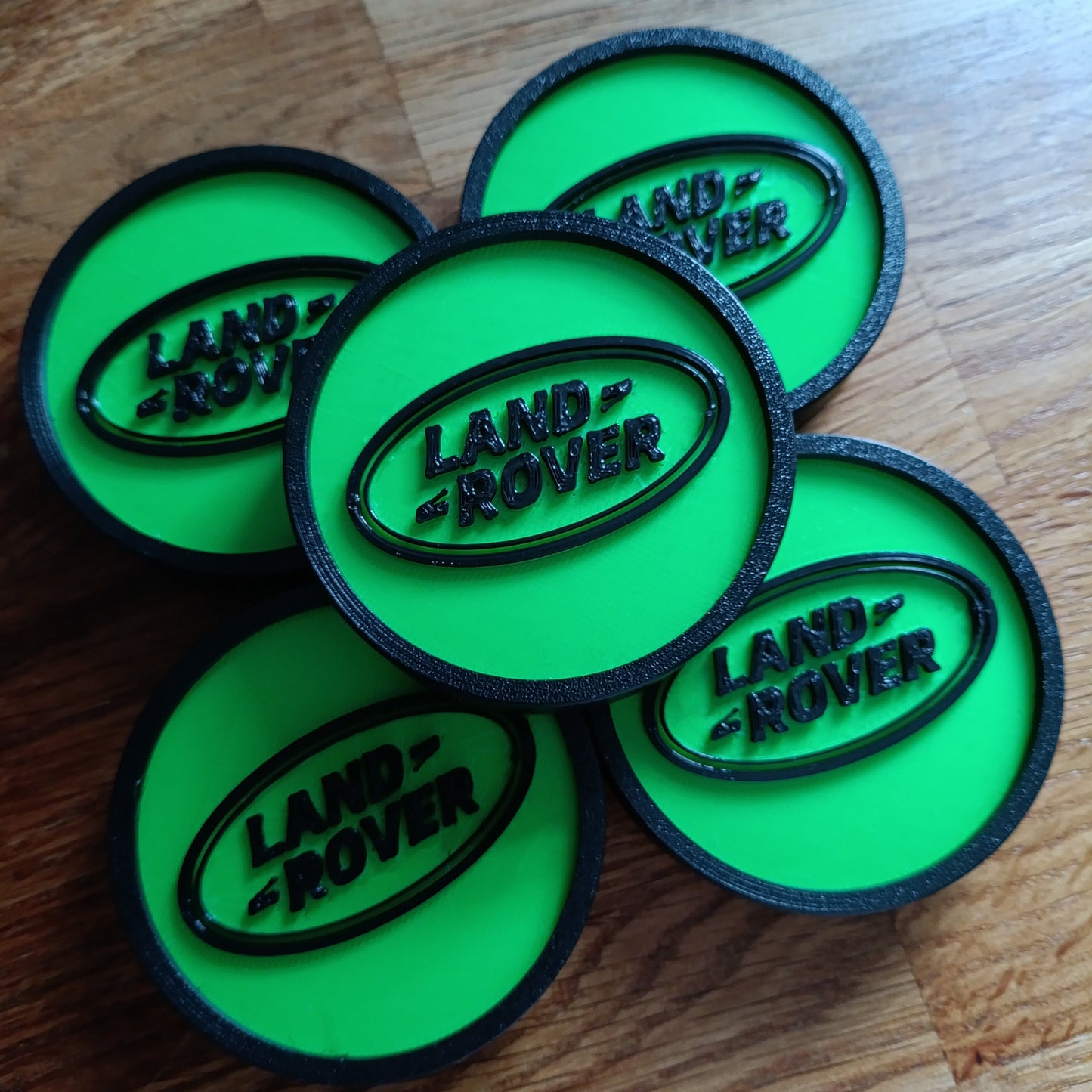 Land Rover Discovery 2 Centre Caps - Black/Lime Green LR Logo