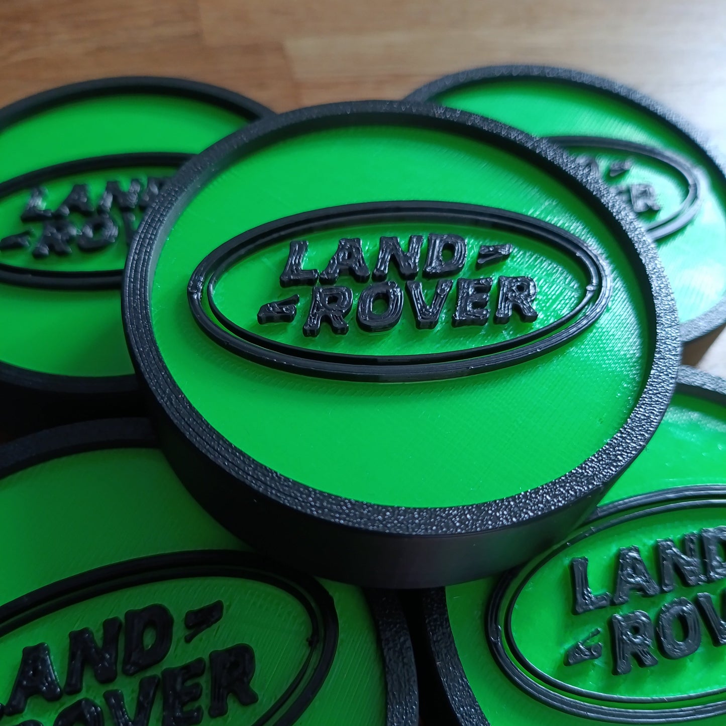 Land Rover Discovery 2 Centre Caps - Black/Lime Green LR Logo