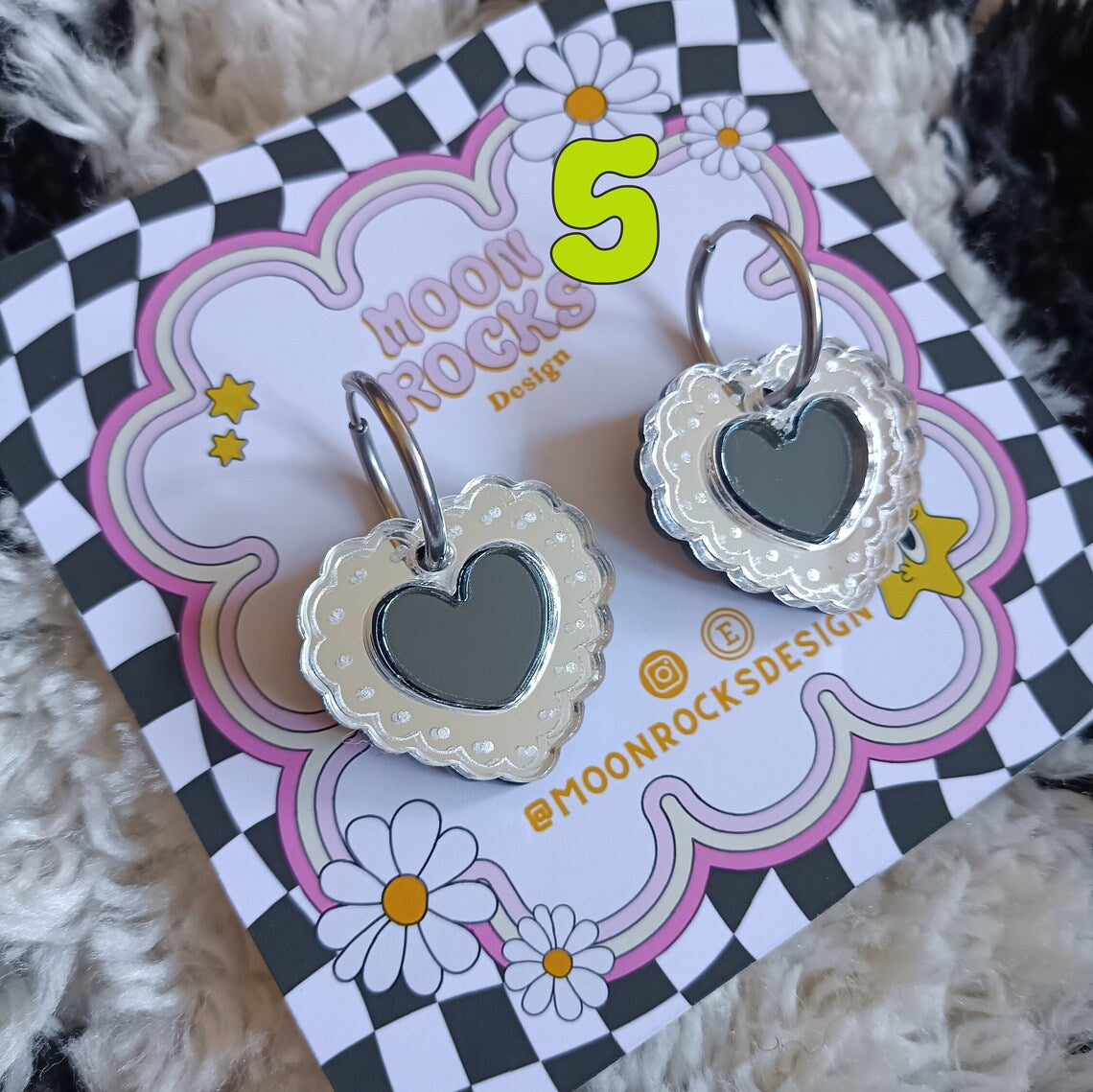 Two Tone Scallop Mirror Hearts