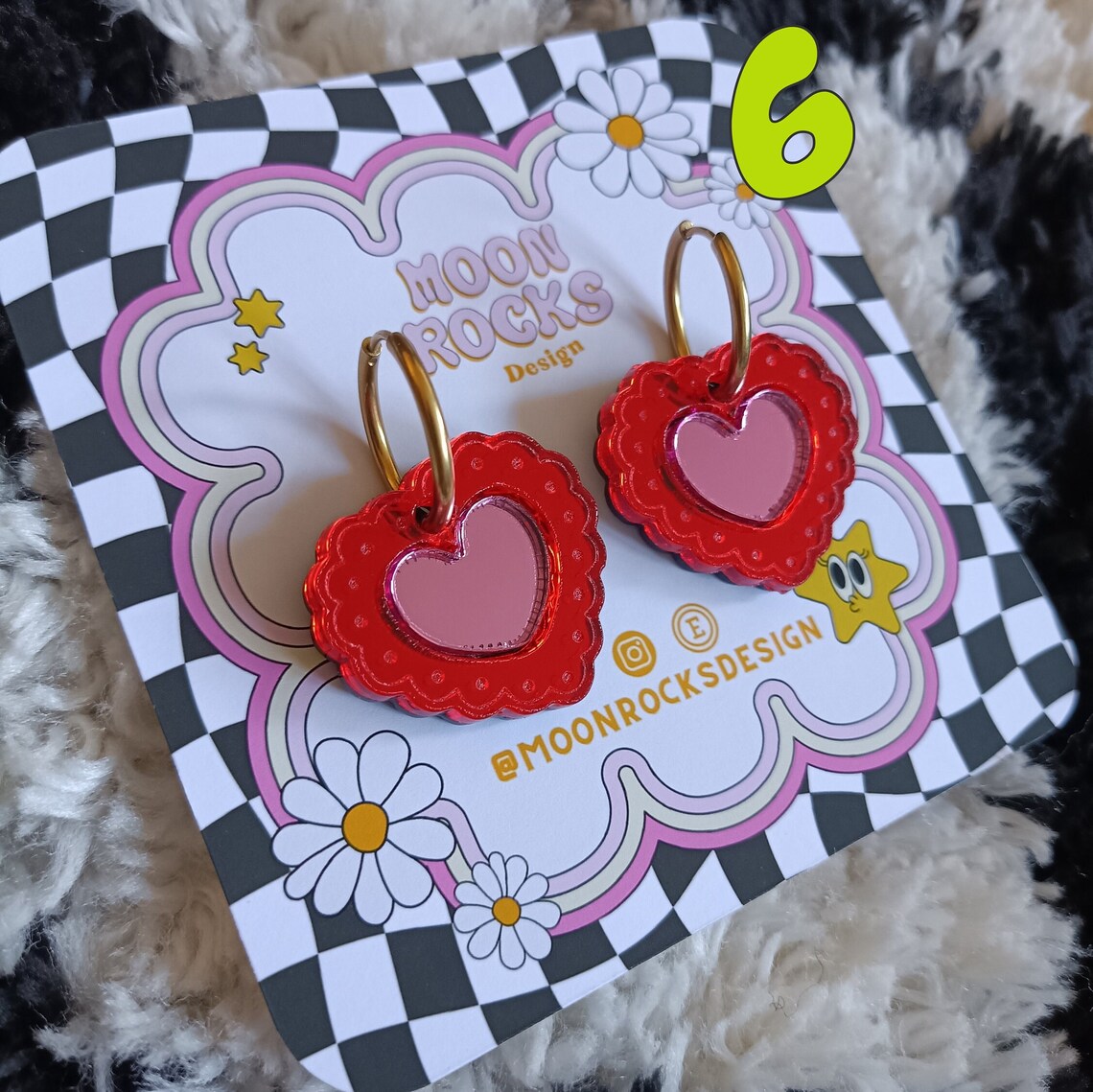 Two Tone Scallop Mirror Hearts